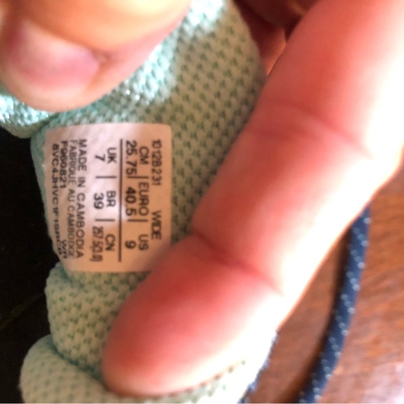 Asics Gel Venture 8 Trail Running Shoes women’s size 9 Blue & Pink - Picture 4 of 5